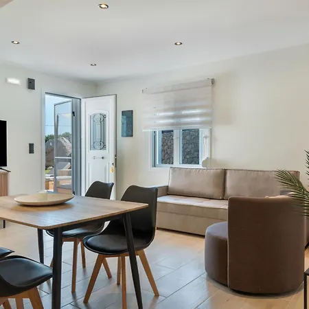 Elaionas Luxury Lägenhet