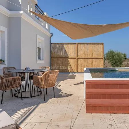 Lägenhet Elaionas Luxury *